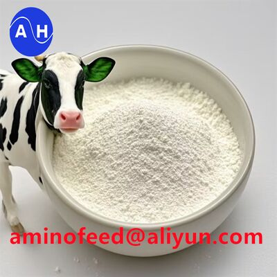 Aditivos alimentarios de aminoácidos solubles en agua que proporcionan un alto contenido de proteína cruda y proteína soluble en ácido para la fabricación de piensos para animales